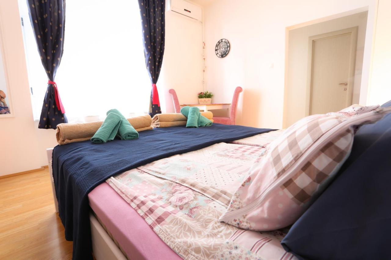Studio Apartman Ld U Strogom Centru Нови-Сад Экстерьер фото